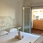 Minimalist Cozy Los Pacos Apartament