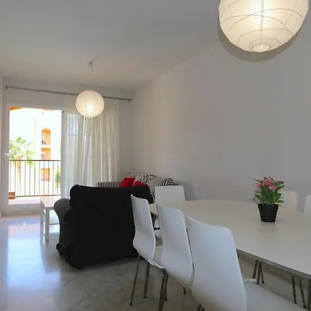 Minimalist Cozy Los Pacos Apartament